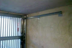 basculante-automatica-particolare-guide-interne